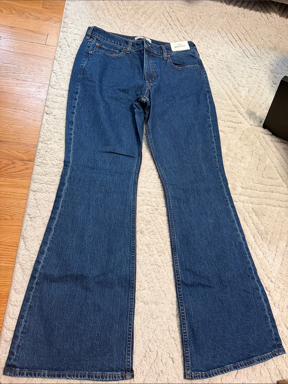 Abercrombie Flared Women's Jeans - Mid Rise